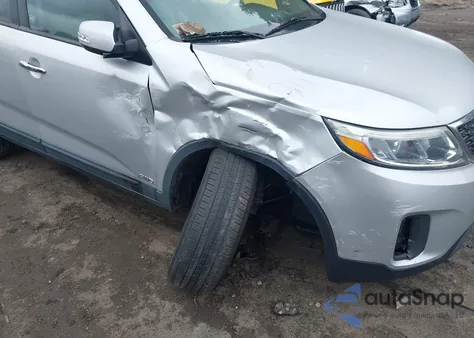 2014 Kia Sorento Lx из США, поврежденный, VIN 5XYKTCA64EG476466